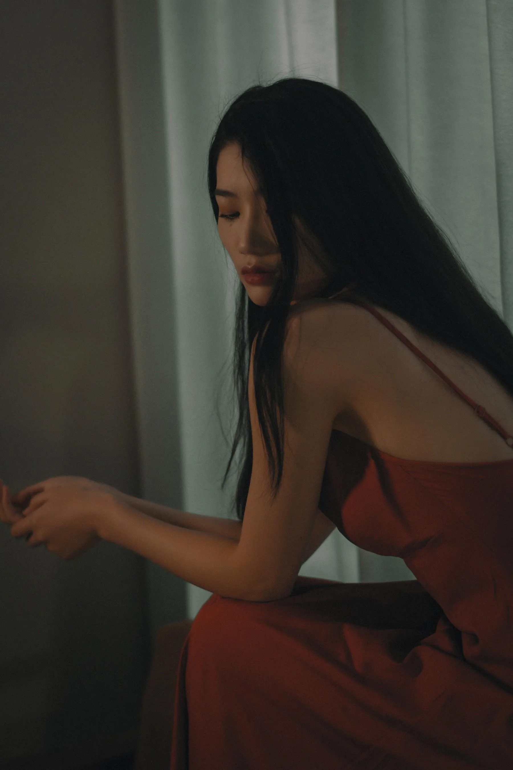 [艺图语] 2022.05.17 清冷夜 叶子 [20P]插图4